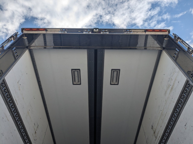 いすゞ ギガ 大型 冷蔵冷凍バン 2PG-CYJ77C(102650) 34枚目