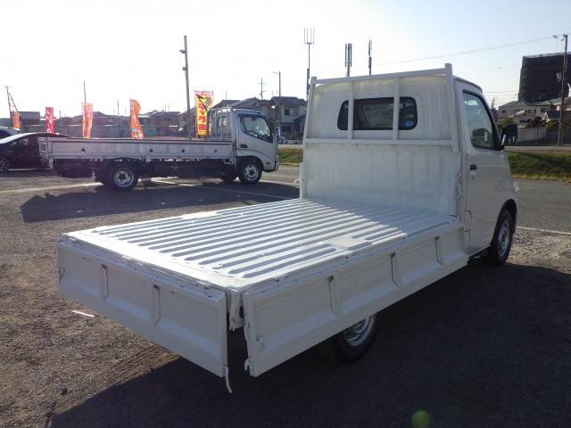 トヨタ ライトエース 小型 平ボディ DBF-S402U(102651) 22枚目