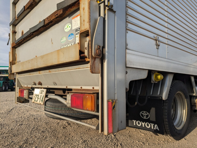 トヨタ トヨエース 小型 バン TKG-XZC675(102652) 6枚目