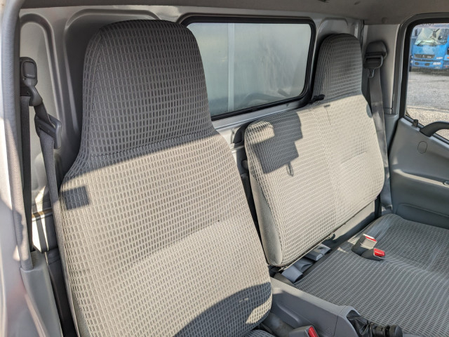 トヨタ トヨエース 小型 バン TKG-XZC675(102652) 39枚目