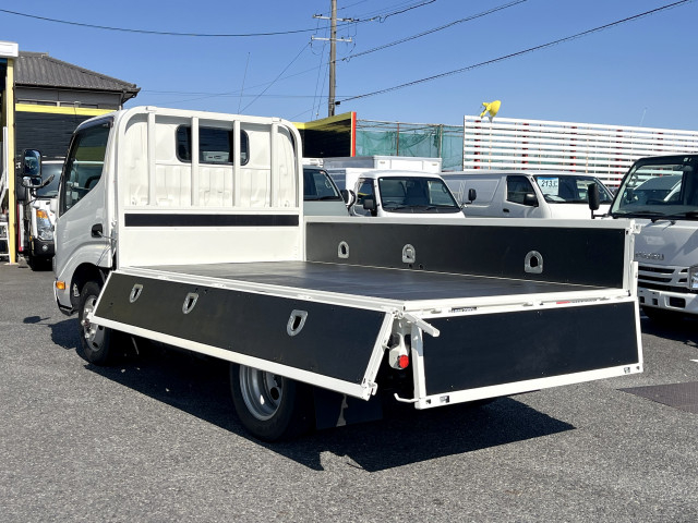 日野 デュトロ 小型 平ボディ 2KG-XZU675M(102655) 7枚目