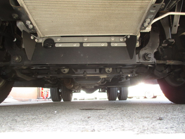 いすゞ エルフ 小型 平ボディ 2RG-NJR88A(102657) 26枚目