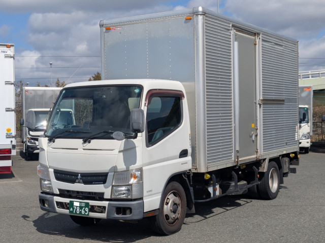 Mitsubishi Fuso canter Small Box body TPG-FEA50(102659) 1枚目