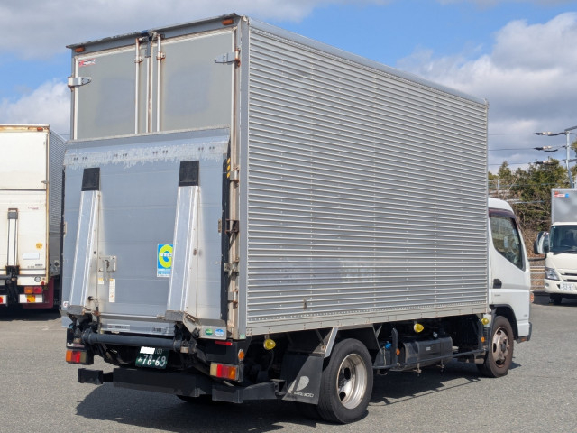 Mitsubishi Fuso canter Small Box body TPG-FEA50(102659) 2枚目