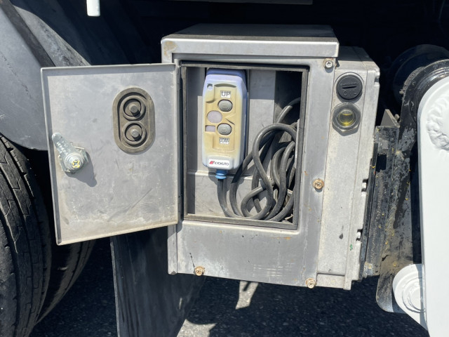 日野 デュトロ 小型 Wキャブ TPG-XZU605M(102658) 17枚目