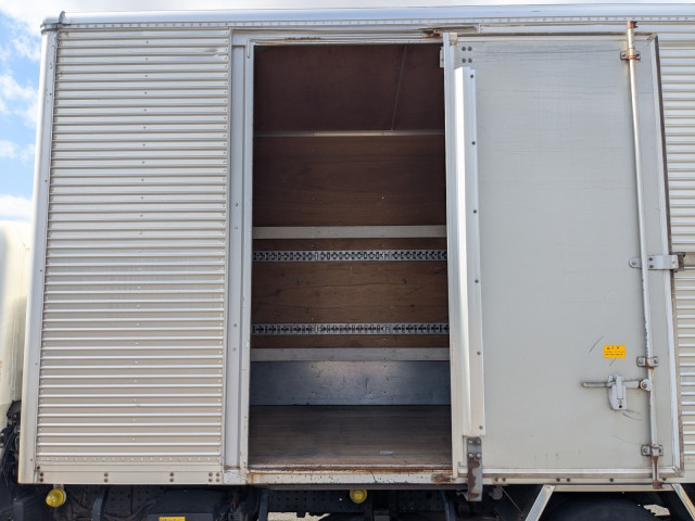Mitsubishi Fuso canter Small Box body TPG-FEA50(102659) 37枚目
