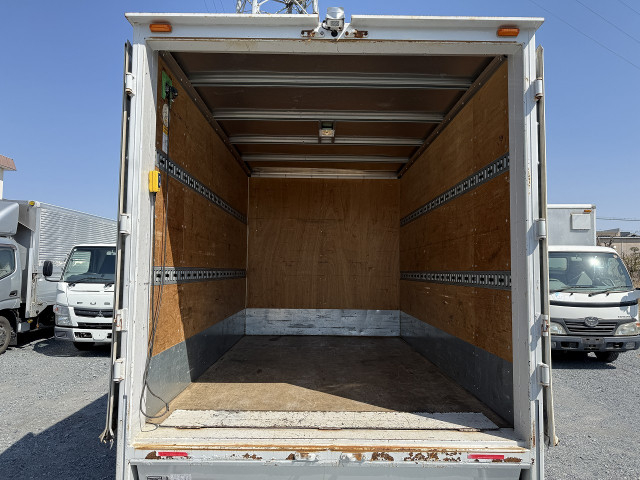 日野 デュトロ 小型 バン 2RG-XZC605M(102695) 10枚目