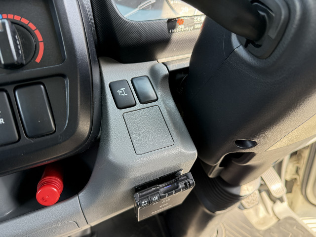 日野 デュトロ 小型 バン 2RG-XZC605M(102695) 39枚目