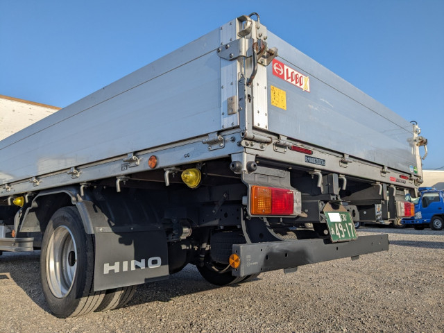 日野 デュトロ 小型 平ボディ TPG-XZC710M(102697) 8枚目