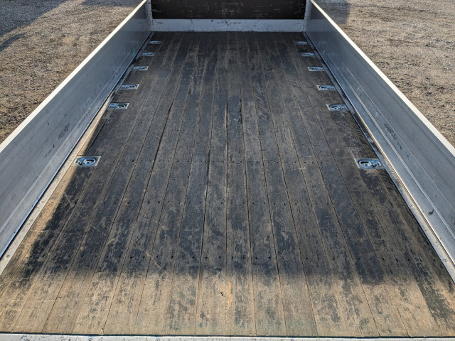 日野 デュトロ 小型 平ボディ TPG-XZC710M(102697) 11枚目