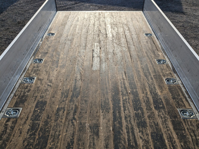 日野 デュトロ 小型 平ボディ TPG-XZC710M(102697) 15枚目