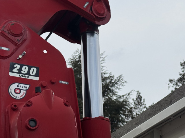 日野 デュトロ 小型 平ボディ（クレーン付） TKG-XZU652M(102698) 17枚目