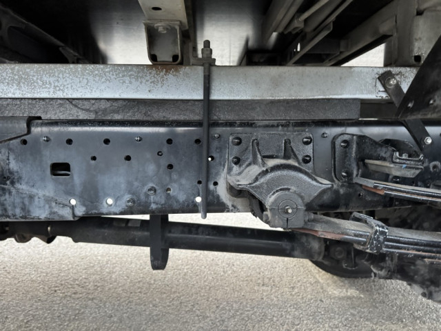 日野 デュトロ 小型 平ボディ（クレーン付） TKG-XZU652M(102698) 24枚目