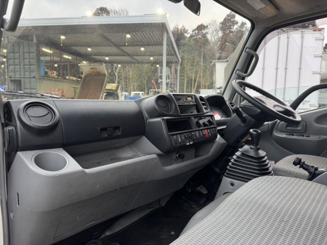 日野 デュトロ 小型 平ボディ（クレーン付） TKG-XZU652M(102698) 35枚目