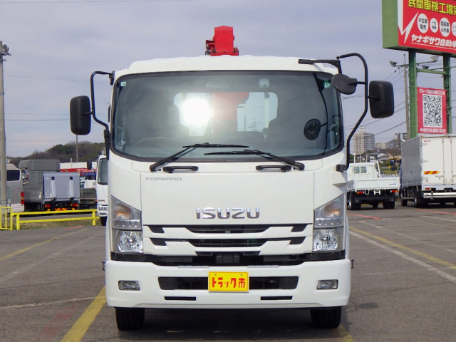 いすゞ フォワード 中型 平ボディ（クレーン付） 2PG-FRR90S1(102699) 3枚目