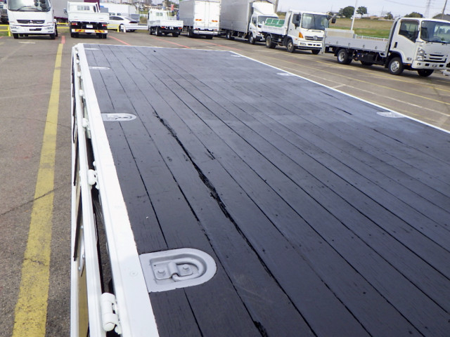 いすゞ フォワード 中型 平ボディ（クレーン付） 2PG-FRR90S1(102699) 11枚目