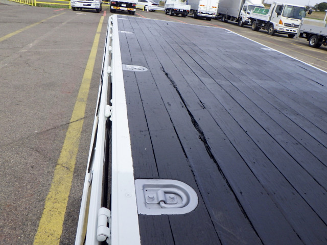 いすゞ フォワード 中型 平ボディ（クレーン付） 2PG-FRR90S1(102699) 12枚目