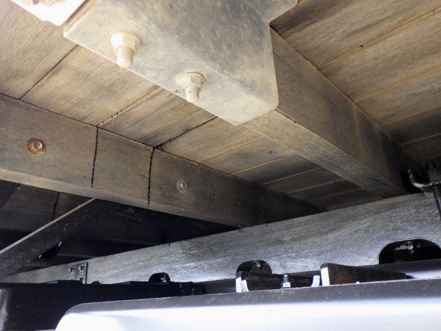 いすゞ フォワード 中型 平ボディ（クレーン付） 2PG-FRR90S1(102699) 17枚目