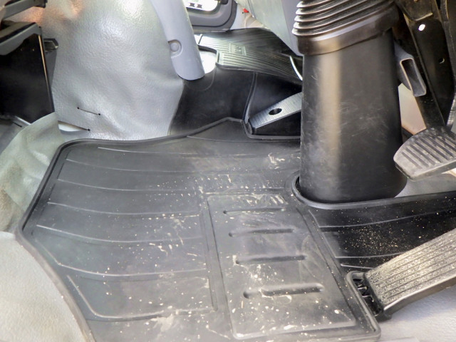 いすゞ フォワード 中型 平ボディ（クレーン付） 2PG-FRR90S1(102699) 24枚目