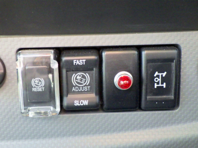 いすゞ フォワード 中型 平ボディ（クレーン付） 2PG-FRR90S1(102699) 31枚目