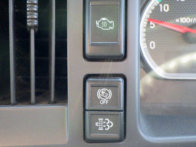 いすゞ フォワード 中型 平ボディ（クレーン付） 2PG-FRR90S1(102699) 33枚目