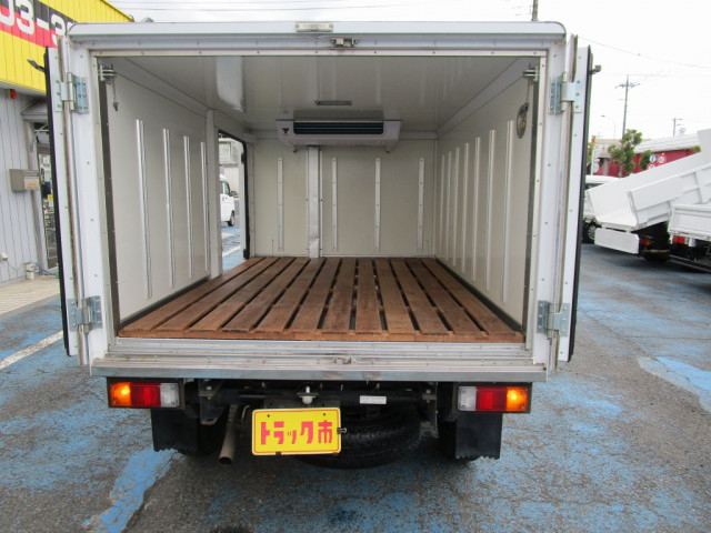 マツダ ボンゴ 小型 冷蔵冷凍バン DBF-SLP2T(102702) 4枚目