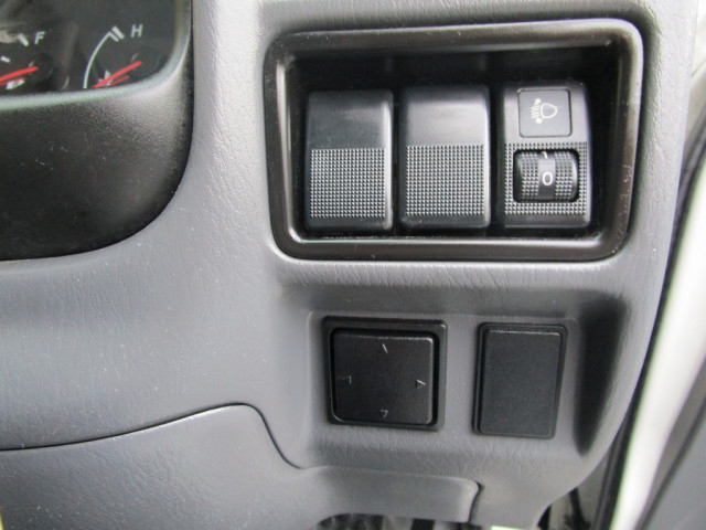 マツダ ボンゴ 小型 冷蔵冷凍バン DBF-SLP2T(102702) 39枚目