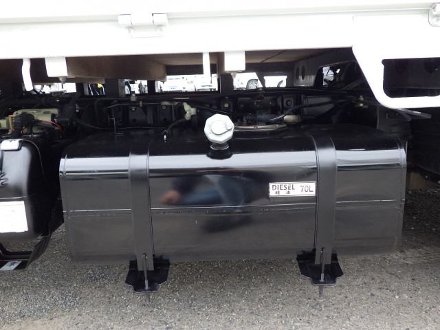 三菱ふそう キャンター 小型 平ボディ TPG-FBA20(102703) 34枚目