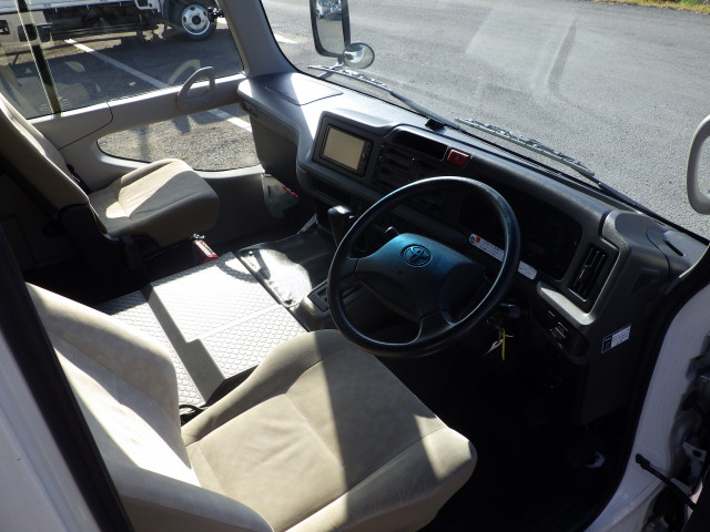 トヨタ コースター 小型 バス SKG-XZB70(102705) 6枚目