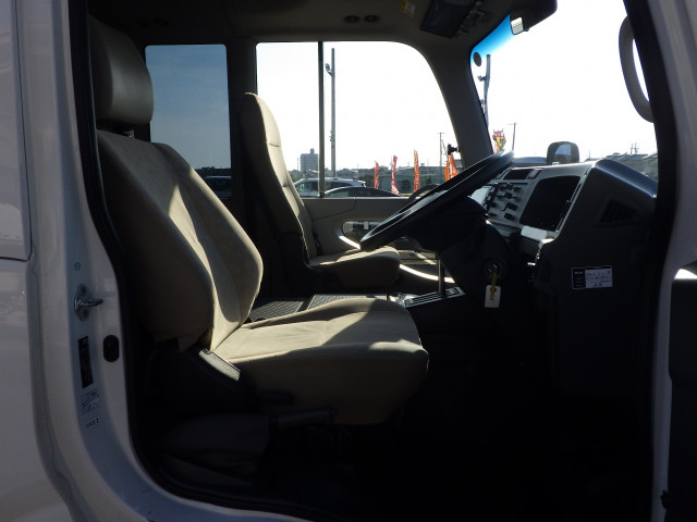 トヨタ コースター 小型 バス SKG-XZB70(102705) 10枚目