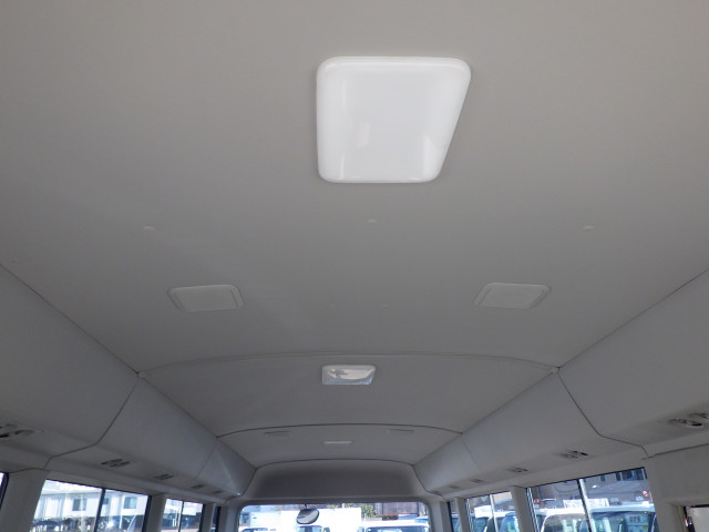 トヨタ コースター 小型 バス SKG-XZB70(102705) 29枚目