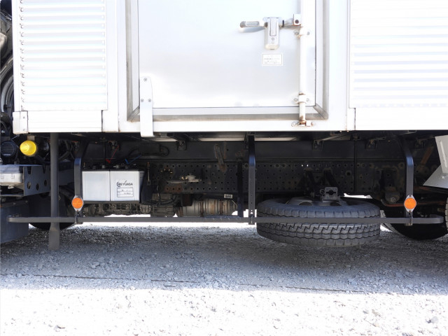 いすゞ エルフ 小型 冷蔵冷凍バン TPG-NPR85AN(102707) 24枚目