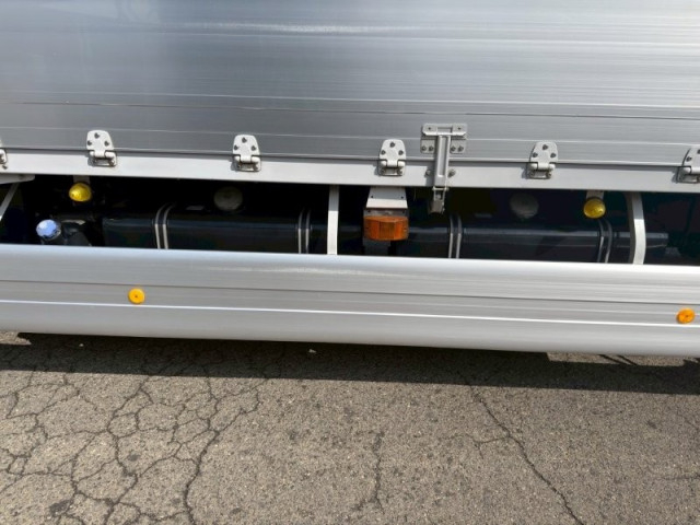 日野 プロフィア 大型 ウィング QPG-FR1EXEG(102708) 18枚目