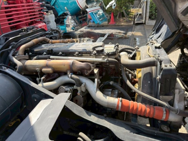 三菱ふそう ファイター 増トン 平ボディ（クレーン付） TKG-FK65FY(102709) 29枚目