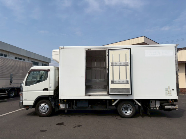 三菱ふそう キャンター 小型 冷蔵冷凍バン TKG-FEB50(102711) 7枚目