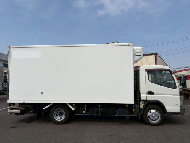 三菱ふそう キャンター 小型 冷蔵冷凍バン TKG-FEB50(102711) 10枚目
