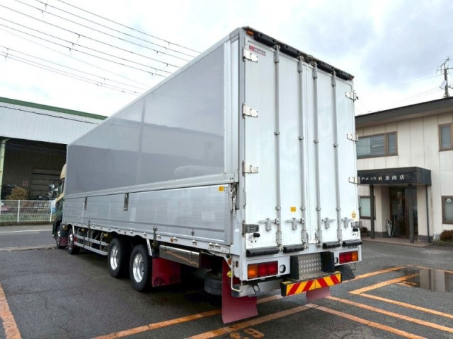 UDトラックス（日産） クオン 大型 ウィング QPG-CG5ZA(102712) 4枚目