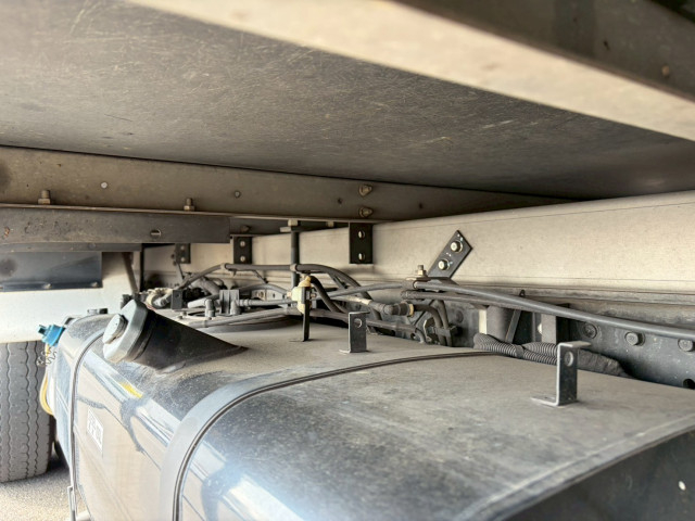 三菱ふそう キャンター 小型 冷蔵冷凍バン TKG-FEB50(102711) 26枚目