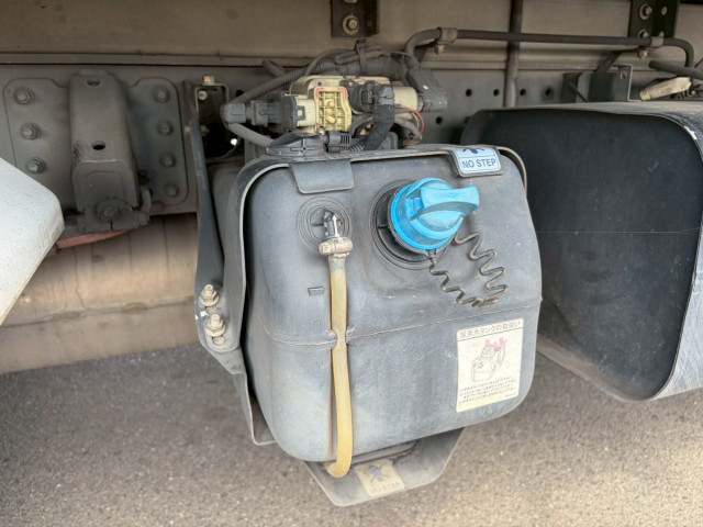 三菱ふそう キャンター 小型 冷蔵冷凍バン TKG-FEB50(102711) 29枚目