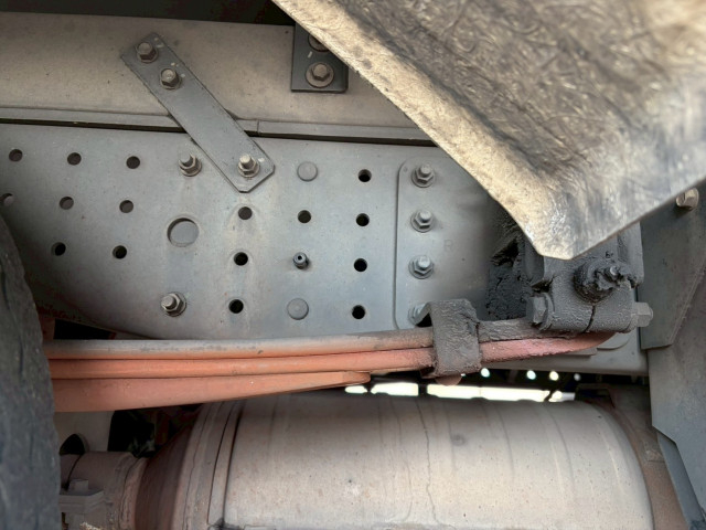 三菱ふそう キャンター 小型 冷蔵冷凍バン TKG-FEB50(102711) 30枚目