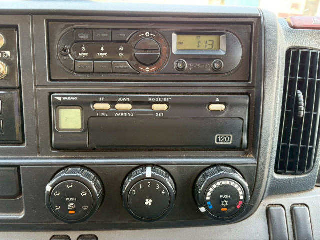 三菱ふそう キャンター 小型 冷蔵冷凍バン TKG-FEB50(102711) 42枚目