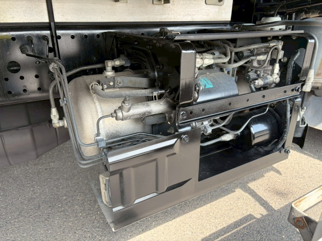 いすゞ フォワード 中型 ウィング TKG-FRR90T2(102713) 25枚目