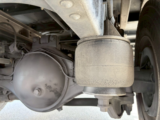 いすゞ フォワード 中型 ウィング TKG-FRR90T2(102713) 29枚目