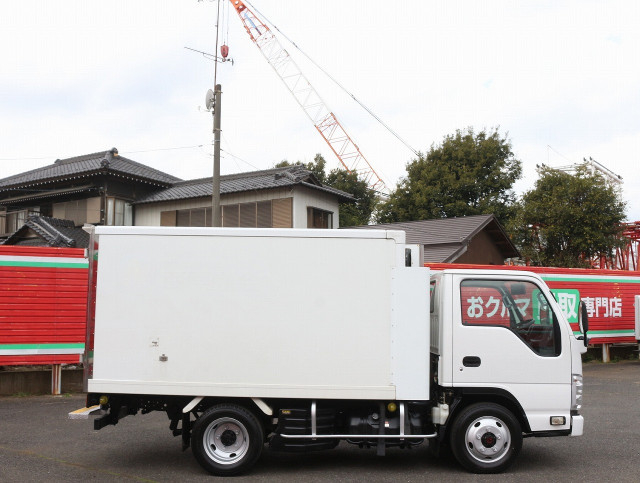 いすゞ エルフ 小型 冷蔵冷凍バン TPG-NHS85AN(102715) 4枚目