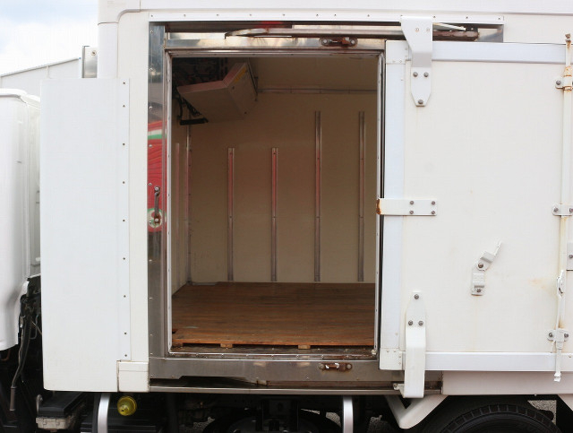 いすゞ エルフ 小型 冷蔵冷凍バン TPG-NHS85AN(102715) 11枚目