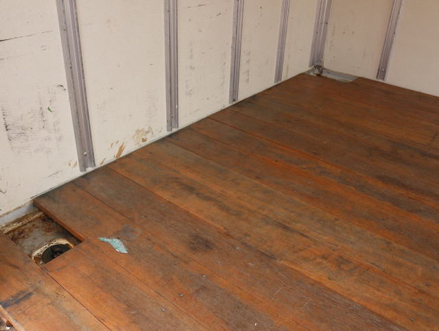 いすゞ エルフ 小型 冷蔵冷凍バン TPG-NHS85AN(102715) 13枚目