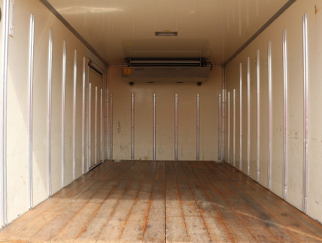 いすゞ エルフ 小型 冷蔵冷凍バン TPG-NHS85AN(102715) 17枚目