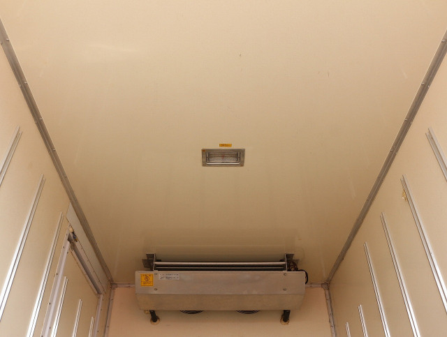 いすゞ エルフ 小型 冷蔵冷凍バン TPG-NHS85AN(102715) 20枚目