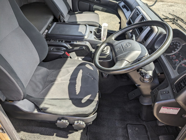 日野 レンジャー 中型 ウィング TKG-FD7JLAG(102716) 43枚目