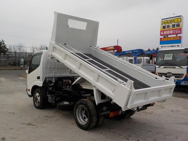 トヨタ ダイナ 小型 土砂ダンプ TKG-XZU675D(102717) 7枚目